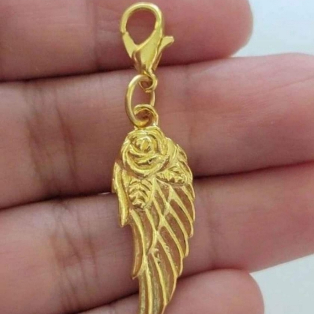 Clip On gold wing Rose Charms